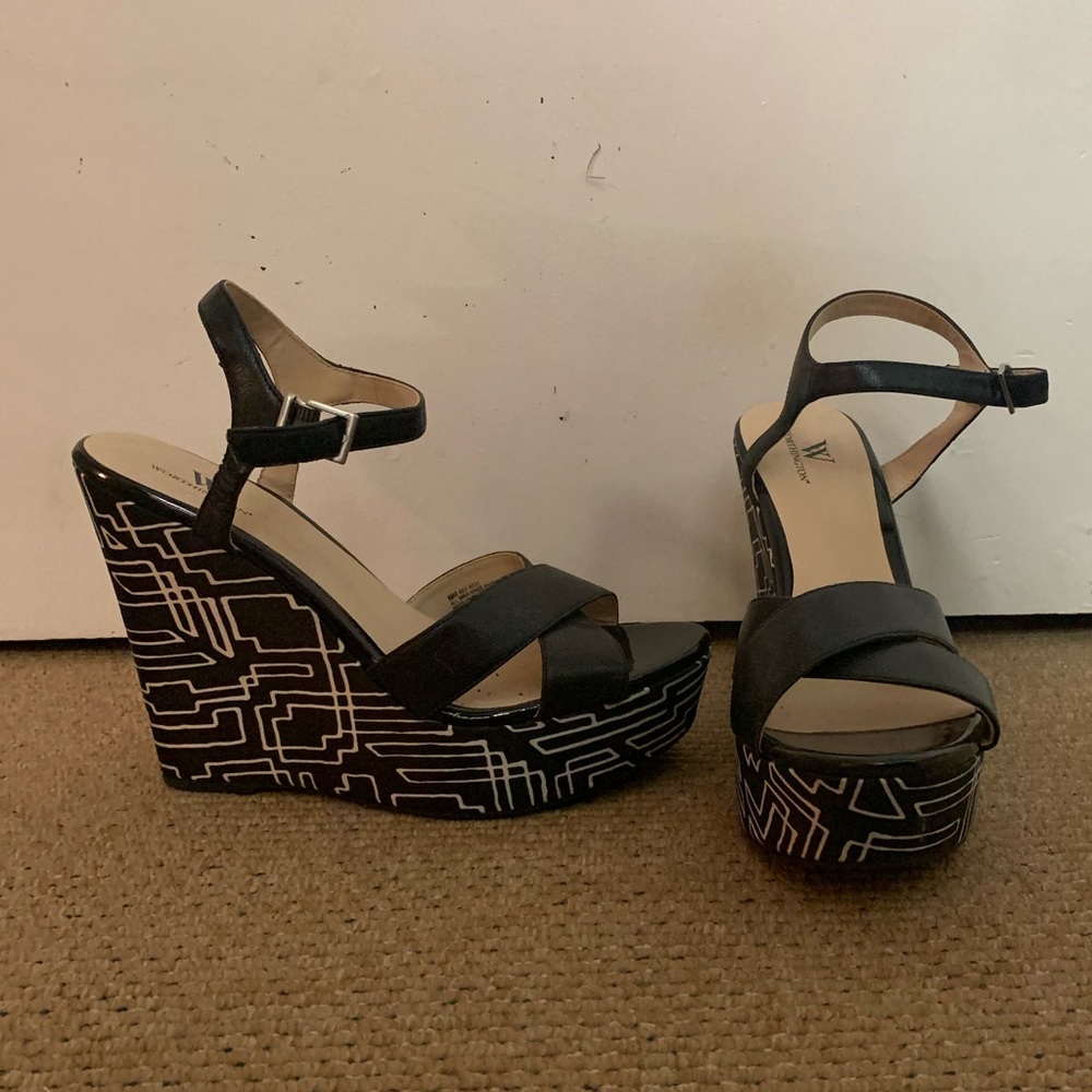 Women’s black wedges with white design